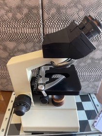 تصویر میکروسکوپ آزمایشگاهی 8لنز دوچشمی کد 888 