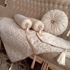 تصویر کوسن پتینه کلاسیک 