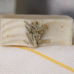 تصویر صابون رزماری مخصوص مو | صابون گیاهی دست‌ساز ارگانیک برای رشد و تقویت مو 