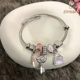 تصویر دستبند پاندورا 