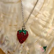 تصویر گردنبند فانتزی توت فرنگی نگینی 