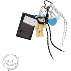 تصویر آویز جاکلیدی خرس کلاه‌دار 