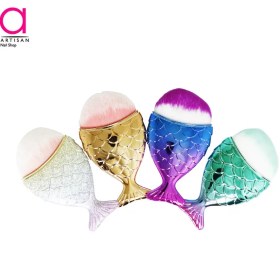 تصویر براش ناخن شنل مدل ماهی CHANEL 