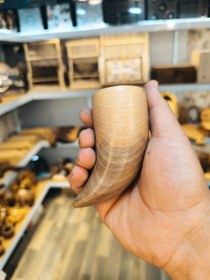 تصویر ماگ شاخ گاو چوبی Wooden bull horn mug