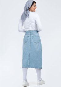 تصویر دامن جین آبی روشن Light blue denim skirt