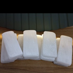 تصویر سنگ سلنایت 