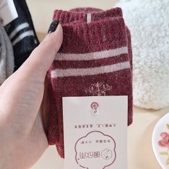 تصویر جوراب ساقدار زمستانی (طرح دونه برف) - زرشکی women's socks