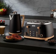 تصویر ست توستر و کتری لوازم صبحانه‌ساز GEEPAS NordiQ توستر ۴ خانه + کتری برقی ۱.۷ لیتری | طراحی اسکاندیناویایی | مشکی مات با جزئیات چوبی