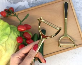 تصویر پوست کن ویکتوریا رزگلد 