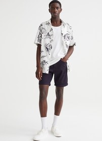 تصویر پیراهن هاوایی آستین کوتاه مردانه ریلکس فیت برند اچ اند ام H&M - صدف‌ها 