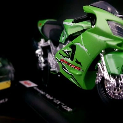 خرید و قیمت ماکت موتورسیکلت Kawasaki ZX | ترب