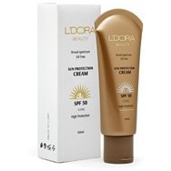 تصویر کرم ضدآفتاب بدون رنگ و فاقد چربی SPF50 