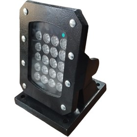 تصویر چراغ زیر درختی ( پرژکتور چمنی ) 