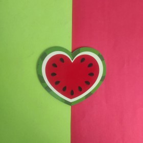 تصویر زیر لیوانی چوبی یلدایی 