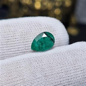 تصویر نگین سنگ زمرد هندی معدنی 36979 