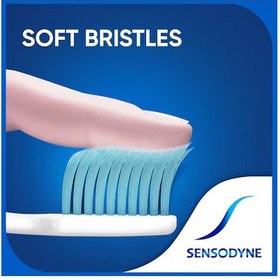 تصویر مسواک سنسوداین، مدل Sensitive(حساس)، برس نرم، 3 عددی SENSODYNE SENSITIVE BUY2 GET 1 FREE