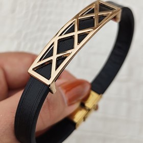 تصویر دستبند کد ۱۴۲ 