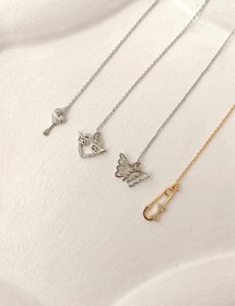 تصویر آویز ساعت‌ 