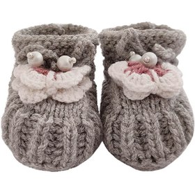 تصویر پاپوش بافتنی نوزاد دخترانه طرح پروانه طوسی Gray Butterfly Baby Girl Knitted Slippers