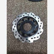 تصویر صفحه دیسک ترمز جلو دیسکی موتور سیکلت هندا (رنتالی) کیفیت وارداتی - مشکی 