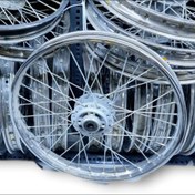 تصویر چرخ جلو تریل توپی ۴ پیچ کامل 