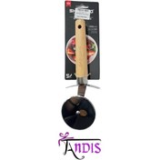 تصویر پیتزا بر دسته چوبی برند شنگیا 