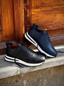 تصویر کفش اسپرت مردانه چرم مدل 002 رنگ مشکی و سورمه ای 