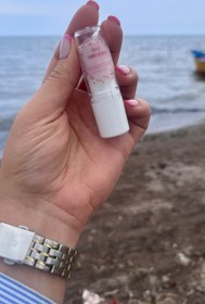 تصویر بالم لب چری (بی رنگ) 