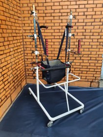 تصویر گیت ترینر استند زیر بغلی 