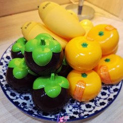 تصویر کرم مرطوب کننده و آبرسان دست و صورت طرح میوه فانتزی 