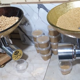 تصویر دستگاه کره گیر بادام زمینی و چهارمغز تمام استیل با قابلیت تنظیم نرمی و زبری و ارده گیر کنجد سنگی رو میزی مناسب فروشگاه 