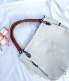 تصویر کیف بزرگ برند DKNY 