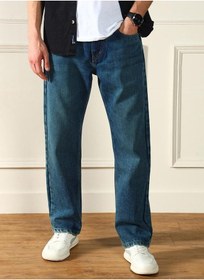 تصویر شلوار جین مردانه آبی میانه با فیت راحت - راحت و غیررسمی برند dennis lingo Men's Mid Blue Relaxed Fit Jeans - Comfortable and Casual