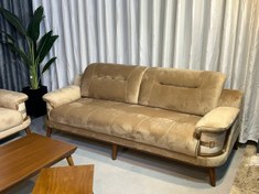 تصویر مدل وست - دارای 25 رنگ متفاوت vest