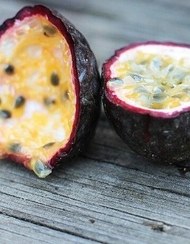 تصویر گیاه پشن فروت Passion fruit