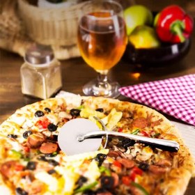 تصویر پیتزا بر برند ویکتوریا 