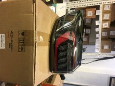 تصویر چراغ خطر عقب چپ چری تیگو 8 پرو 