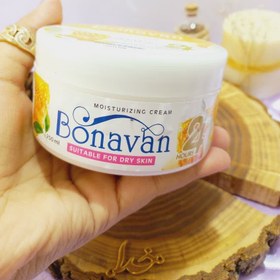 تصویر کرم مرطوب کننده کاسه ای دست و صورت رایحه شیر عسل برند بناوان BONAVAN 