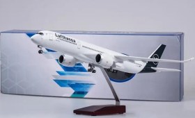 تصویر ماکت هواپیما ایرباس ۳۵۰ لوفتهانزا | Airplane Model 1:150 Airbus A350 Lufthansa 