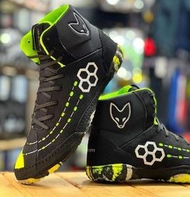 تصویر کفش کشتی 