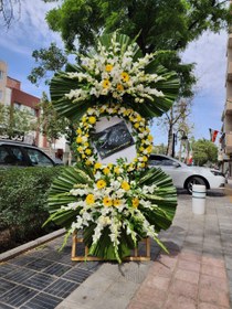 تصویر پایه گل تسلیت کد 202 