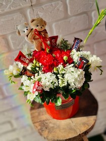 تصویر باکس گل ولنتاین کد 252 Valentine's Day Flower Box Code 252