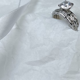 تصویر انگشتر طلایی 