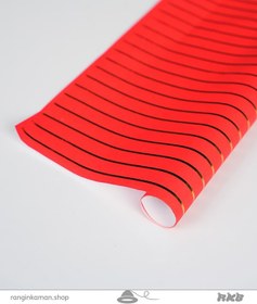 تصویر کاغذ کادو طلاکوب قرمز راه راه Red striped gilded gift paper 