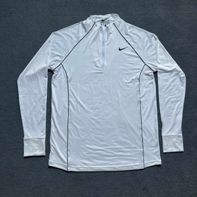 تصویر آستین بلند نواردار سفید فینگر دار 