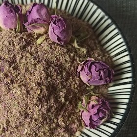 تصویر پودر گل محمدی 