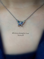 تصویر گردنبند نقره دخترانه طرح پروانه نگین رنگی Silver necklace 925 with a shape of butterfly