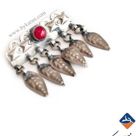 تصویر سنجاق سینه 