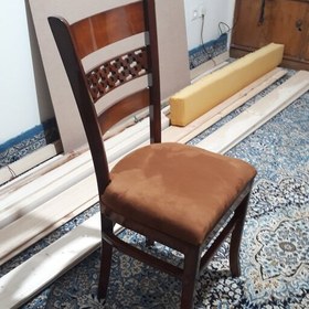 تصویر میز و صندلی نماز چوبی 