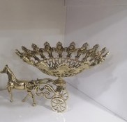 تصویر میوه خوری باکالسکه اسب برنز Fruit eating bronze carriage